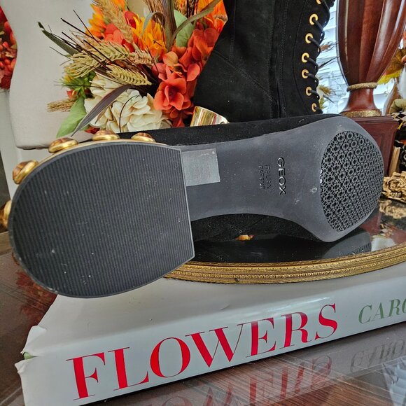 Geox Respira Ankle Boots ,Size 10,5, Goat Suede - Picture 3 of 8